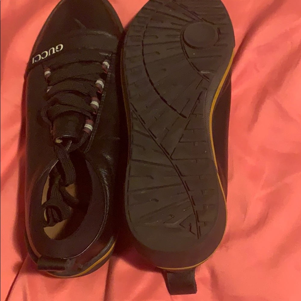 Sneakers - Picture 3 of 4